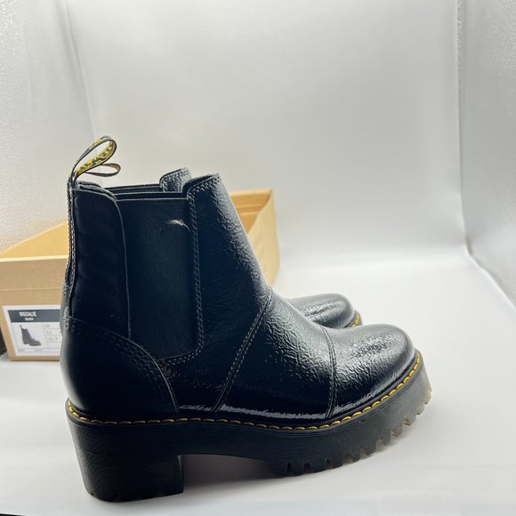 Dr. Martens Rozalie Distressed Patent Chelsea boots women’s size 9 - Picture 8 of 9